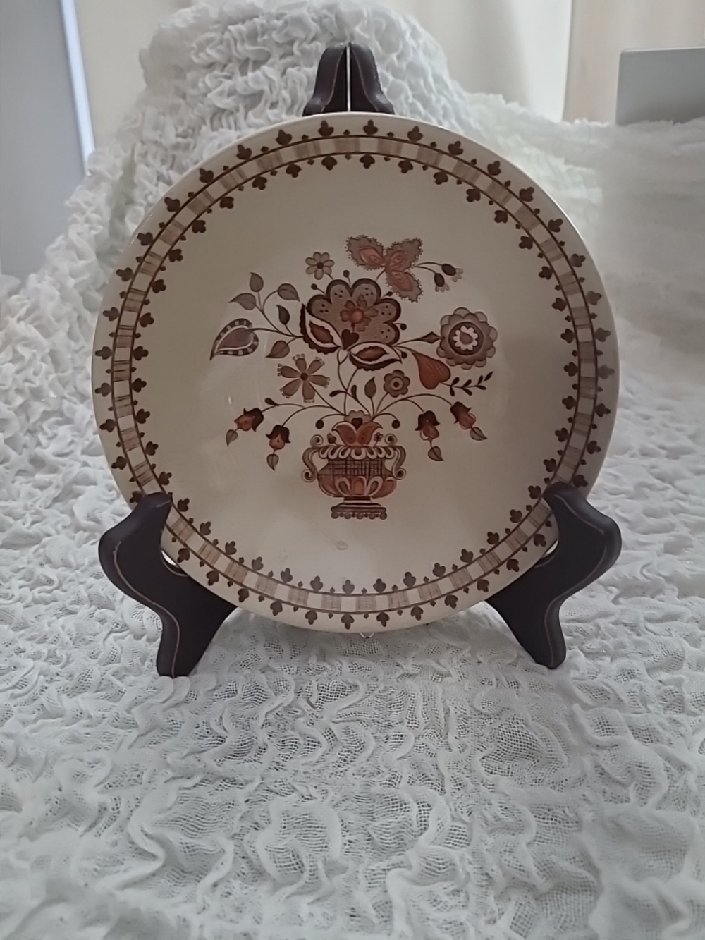 JOHNSON BROTHERS JAMESTOWN ENGLAND OLD GRANITE Large Salad Bowl